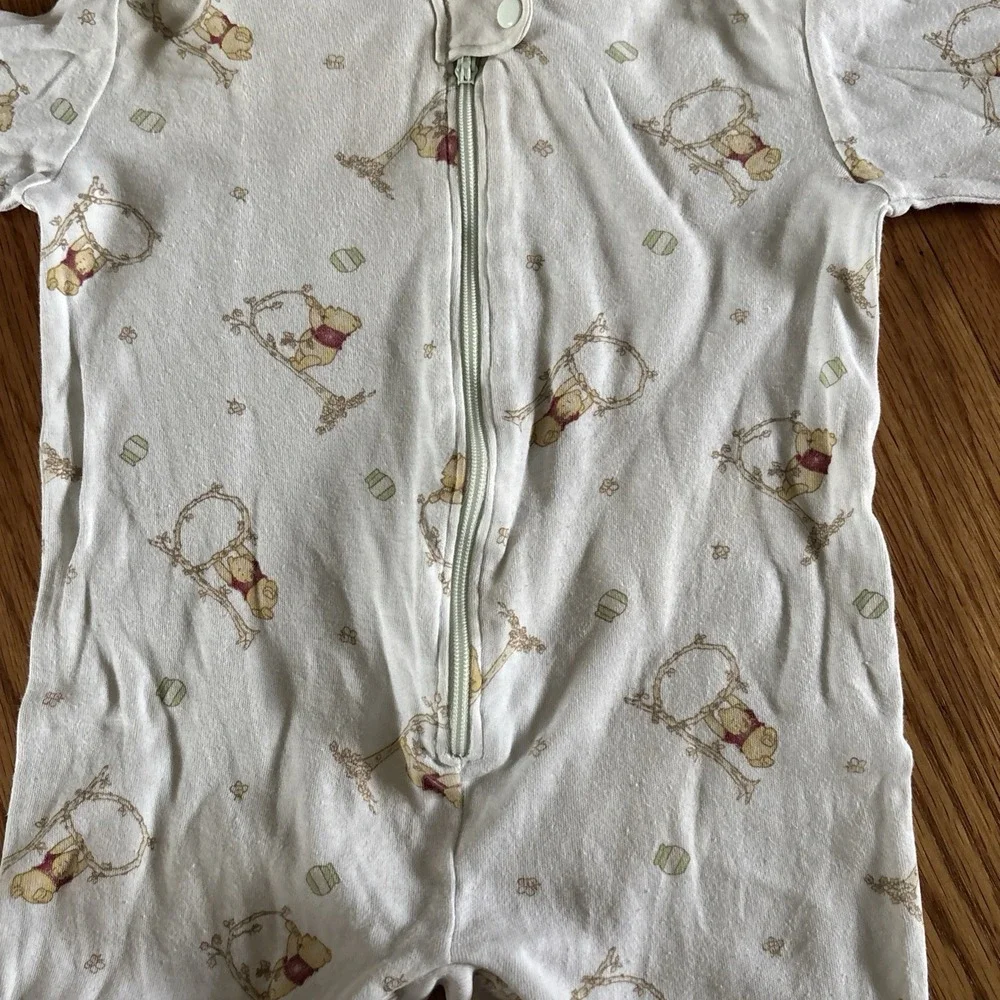 Disney Baby Winnie the Pooh Footed Zip up Sleeper One Piece 3-6M 90's